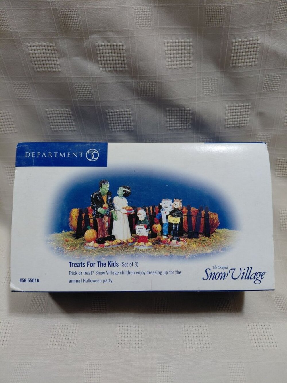 Dept.56 Snow Village Treats For The Kids Halloween Figurines Set Of 3 #56.55016